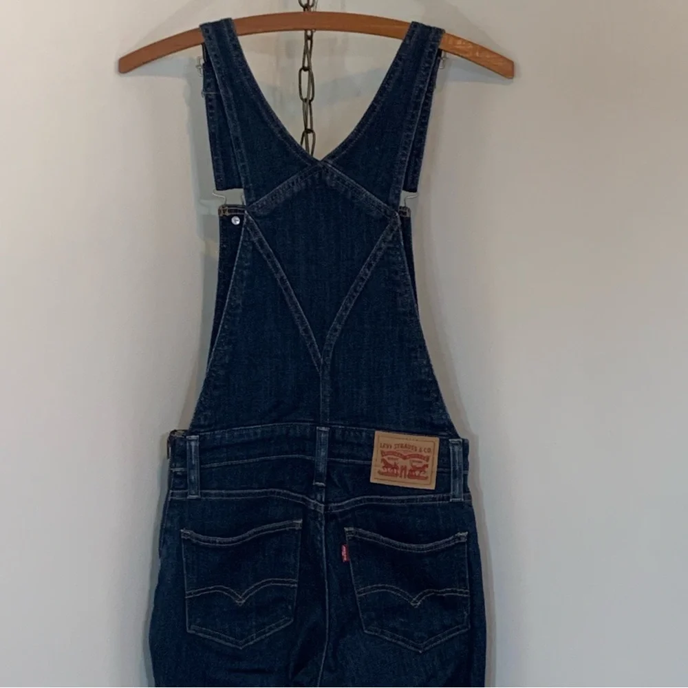 Levi’s Skinny Denim Overalls - Picture 8 of 12